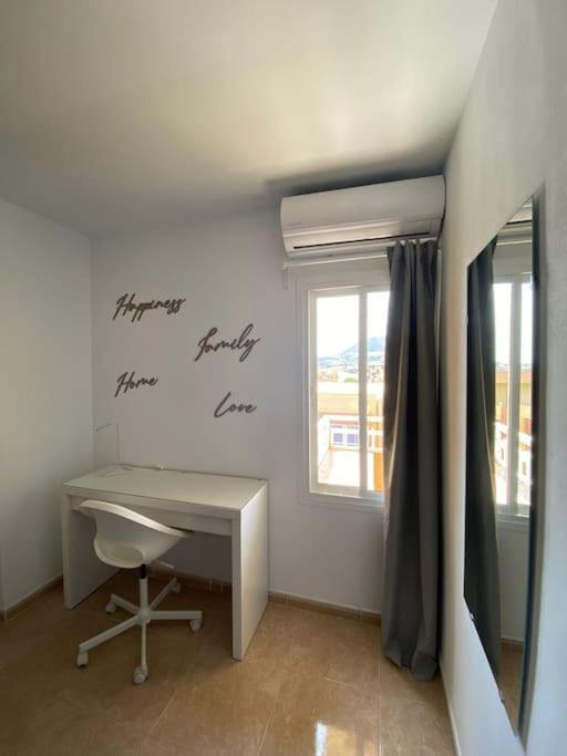 Apt Con Espectacular Vista, Piscinas, Recep 24 Hs Бенальмадена Экстерьер фото